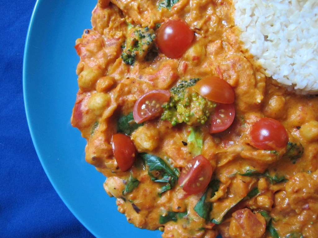 Chickpeas in a roasted bell pepper coconut&nbsp;sauce